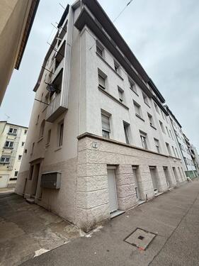 Foto - Freie 2-Zimmer-Wohnung, ausbaufähig - Maklerfrei. Top zentral.