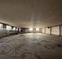 300 m² Lagerhalle + 400 m² Parkfläche in Landshut zu vermieten - Ergolding