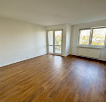 Frisch sanierte 2-Zimmer-Wohnung im gepflegten 9-Stockwerk-Haus - Bamberg Bamberg-Ost