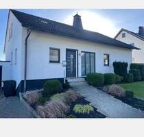 Freistehendes Ein-Zweifamilienhaus in Garbeck - Balve