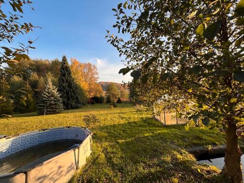 Foto - Haus mit viel Grundstück und freier Sicht am Rand von Neukirch