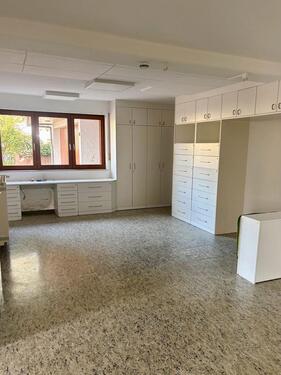 Foto - Helle geräumige Praxis- Büroräume