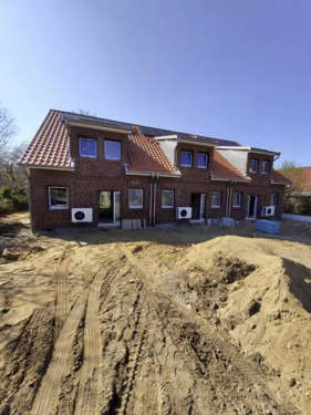 Foto - Miete oder Kauf von einem Neubau Reihenmittelhaus in Jarnsen
