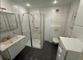 Foto - Großzügige, neu renovierte Wohnung mit ca. 130 m² – modernes Bad