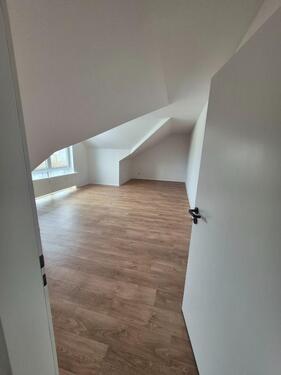 Foto - 2 Zimmer Dachgeschoßwohnung zur Miete in Nesse-Apfelstädt