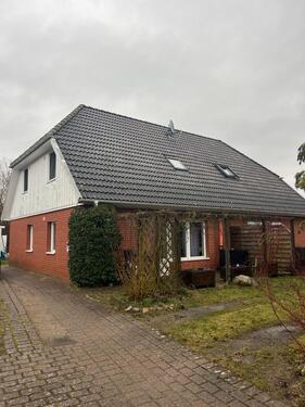 Foto - Kleine 4 Zimmer Doppelhaushälfte in Pretzier Carport Garten