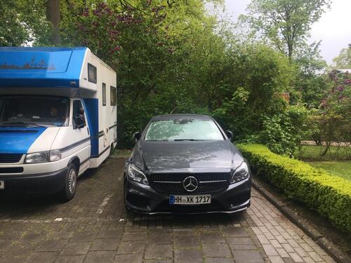 Foto - Stellplatz Parkplatz Garage PKW Auto Wohnmobil Anhänger Mofa