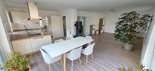 Foto - Freihstehendes Einfamilienhaus - 1.850,00&nbsp;EUR Kaltmiete, ca.&nbsp; 136,00&nbsp;m&sup2;