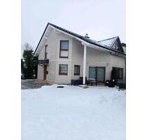 Einfamilien Doppelhaushälfte - 389.000,00&nbsp;EUR Kaufpreis, ca.&nbsp; 108,00&nbsp;m&sup2; in Arnsberg (PLZ: 59757) Holzen