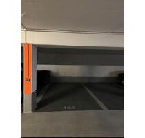 Stellplatz am Arabellapark - 95,00&nbsp;EUR Miete, in München (PLZ: 81925) Bogenhausen