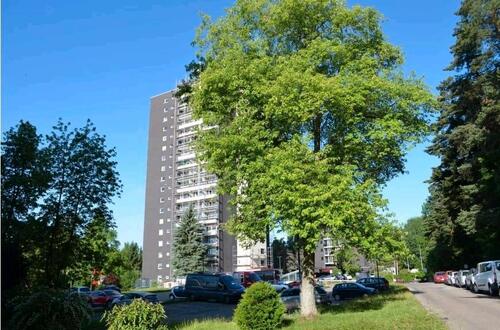 Foto - gepflegte 2 Zimmer Wohnung mit Küche, 2 Balkone & Parkplatz