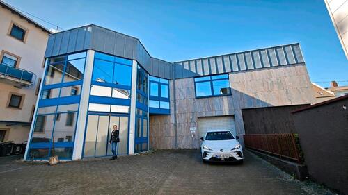 Foto - Exklusives Gewerbeanwesen in zentraler Lage von Landsweiler-Reden