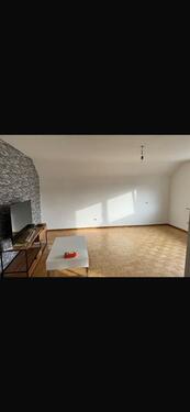 Foto - Charmante Wohnung mit ausbaufähiger Bühne