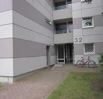 Grosse 3 Zimmerwohnung mit Aufzug und Balkon - Frankfurt am Main Fechenheim