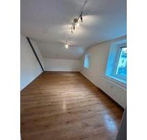 Renovierte 3,5-Zimmer-Wohnung in Riegelsberg zur Vermietung