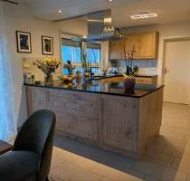 Exklusive Wohnung 179m2 direkt an den Weinreben an bester Lage - Klettgau