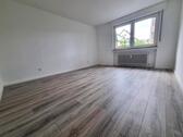 Foto - 2- Zimmer- Erdgeschosswohnung mit Balkon und Stellplatz