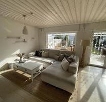 Gepflegtes, energieeffizientes Familienhaus mit Südgarten & Solar - Herrenberg