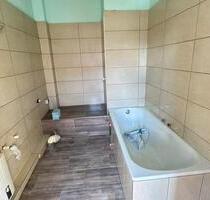 5 Zimmer Wohnung 1.+2.OG Renoviert - Jobcenter Willkommen - Helmstedt