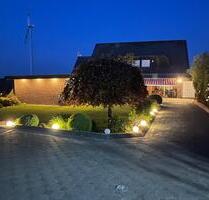 freihstehendes Einfamilienhaus - 699.000,00&nbsp;EUR Kaufpreis, ca.&nbsp; 296,00&nbsp;m&sup2; in Würselen (PLZ: 52146)