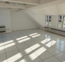 Zentrumsnah: 2 Zimmer Penthouse Wohnung mit Sauna und großem Bad - Weiden in der Oberpfalz