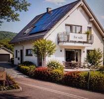 Sonnenhaus and more Verkauf - 690.000,00&nbsp;EUR Kaufpreis, ca.&nbsp; 190,00&nbsp;m&sup2; in Romrod (PLZ: 36329)
