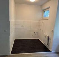 sanierte 2-Zimmer Wohnung mit Balkon [VAC-19185] - Essen Stadtbezirk V