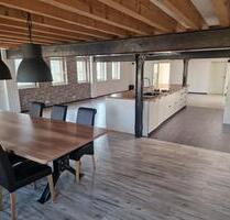 4 Zimmer Wohnung - 1.350,00&nbsp;EUR Kaltmiete, ca.&nbsp; 200,00&nbsp;m&sup2; in Gütersloh (PLZ: 33330)