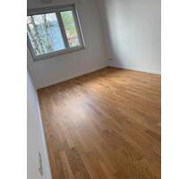 3 Zimmerwohnung zu vermieten - 2.240,00&nbsp;EUR Kaltmiete, ca.&nbsp; 108,00&nbsp;m&sup2; in Berlin (PLZ: 10589) Charlottenburg-Wilmersdorf