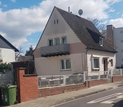 Foto - Einfamilienhaus zum vermieten - 1.800,00&nbsp;EUR Kaltmiete, ca.&nbsp; 98,40&nbsp;m&sup2;