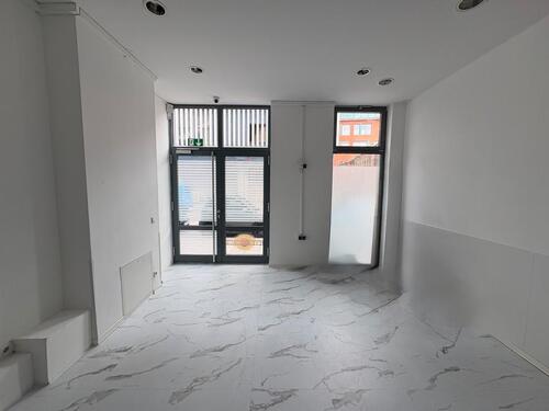 Foto - Ladenfläche ( Café ) zur Vermietung in München Schwabing