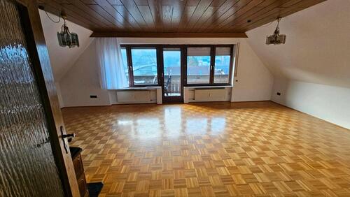 Foto - Dachgeschoßwohnung in Neustadt am Main zur Miete