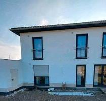 neuwertige Stadtvilla Einfamilienhaus Villa Garten - Walsdorf