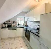 2 Zimer DG Wohnung mit Einbauküche und XXL Balkon - Rietberg