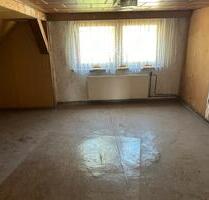 Haus mit Stallungen und Garten - 90.000,00 EUR Kaufpreis, in Osternienburger Land (PLZ: 06386)