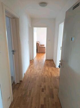 Foto - 3 Zimmer Wohnung - 1.000,00&nbsp;EUR Kaltmiete, ca.&nbsp; 75,00&nbsp;m&sup2;