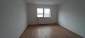 Foto - Renovierte 4,5 Zimmer Wohnung mit Balkon u. Garage
