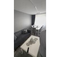 Wohnung zu vermieten Rudow - 1.050,00&nbsp;EUR Kaltmiete, ca.&nbsp; 90,00&nbsp;m&sup2; in Berlin (PLZ: 10967) Neukölln