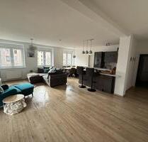 Moderne 90m2 3,5 Zimmer Wohnung in 90429 Nürnberg