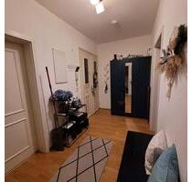 Helle 2-Zimmer-Wohnung mit Balkon ins Grüne – ruhige Lage in Leipzig-Leutzsch