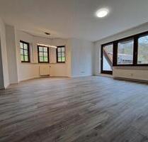 Schöne 4,5 Zimmer Wohnung mit Balkon in Ingelfingen-Eberstal - Künzelsau