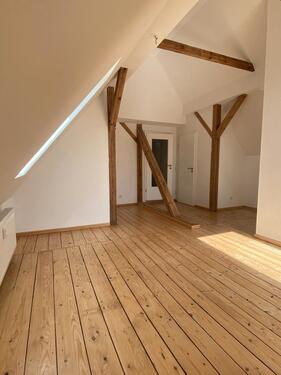 Foto - 2.5 Zimmer Dachgeschoßwohnung zur Miete in Rostock