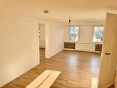 Foto - 3 Zimmer-Küche-Bad-Diele Erstbezug nach Sanierung