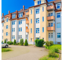 2-Zimmer-Wohnung mit neuer Einbauküche u. Balkon in Riesa