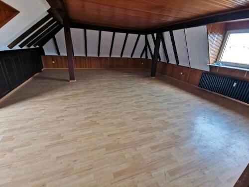 Foto - 5 Zimmer Dachgeschoßwohnung zur Miete in Geldern