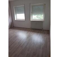 Große 2 Zimmer Wohnung - 455,00&nbsp;EUR Kaltmiete, ca.&nbsp; 75,00&nbsp;m&sup2; in Hohenroth (PLZ: 97618)