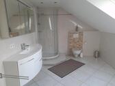 Foto - 2 Zimmer DG-WOHNUNG möbiliert zu vermieten