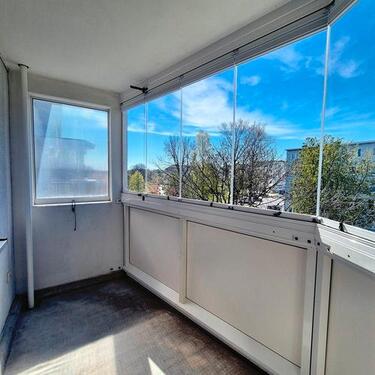 Foto - 3-Raumwohnung mit Balkon - 372,00&nbsp;EUR Kaltmiete, ca.&nbsp; 59,00&nbsp;m&sup2;