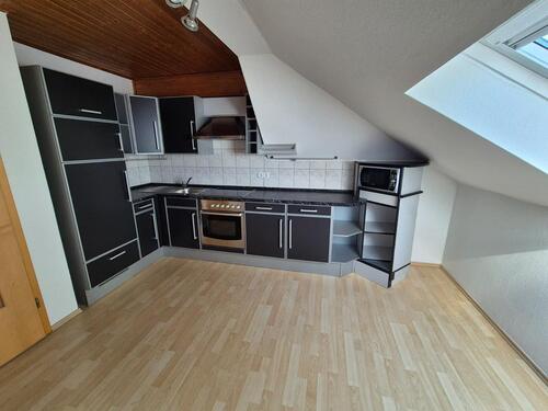 Foto - Teilmodernisierte DG-Wohnung mit EBK in Bad Füssing Egglfing