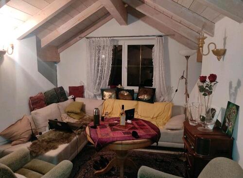 Foto - Bad Endorf Dachgeschosszimmer - 350,00 EUR Kaltmiete,